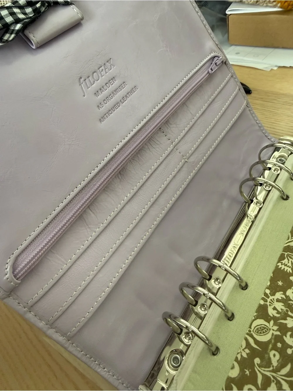 A5 Filofax Malden Rings Binder in Rare Orchid Color